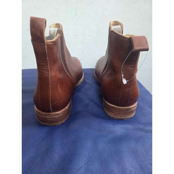 Nisolo "Eva Everyday" Brown Water Resistant Leather Pull On Chelsea Boot size 11 - Picture 5 of 12